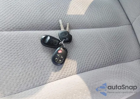 2011 Toyota Sienna Le V6 from USA, damaged, VIN 5TDKK3DC8BS148289